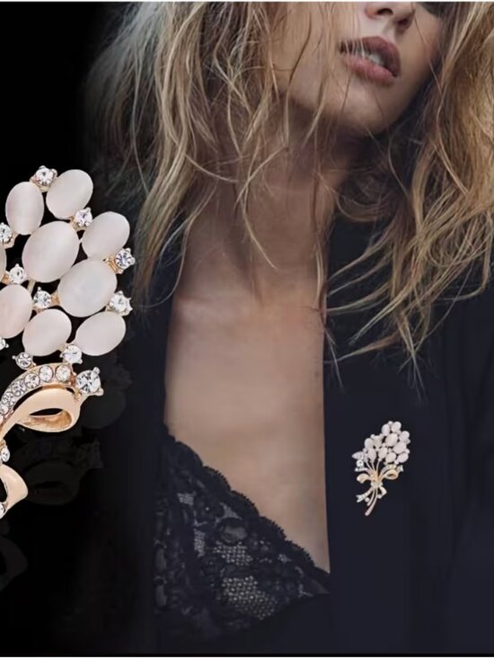 Jewelry - Pink Faux Pearl Bouquet Brooch